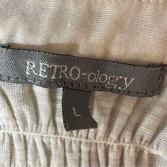 Retro-ology Womens Lightweight Embroidered  Top. Ivory Color. Size Large - Picture 6 of 8